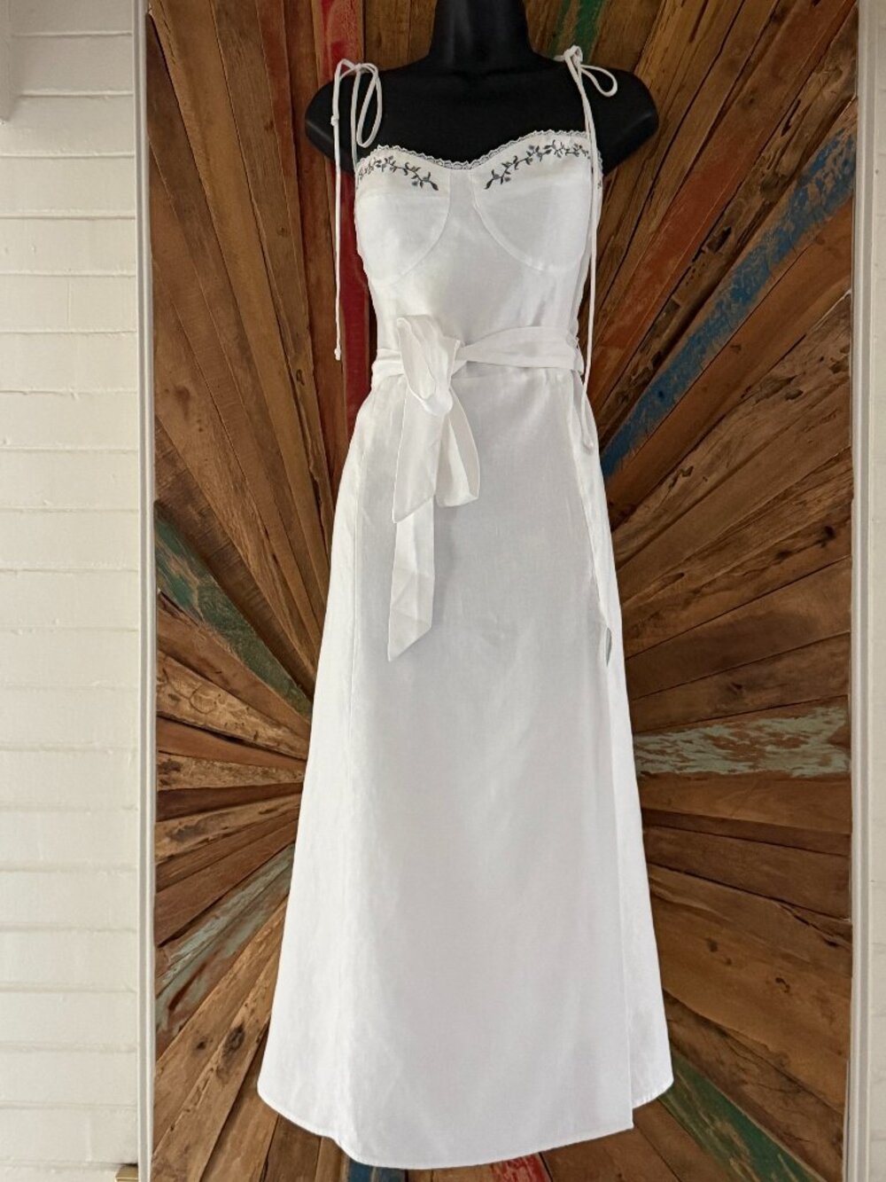 Reformation Kieryn Linen floral embroidery white midi dress Sz 12 - Picture 7 of 15